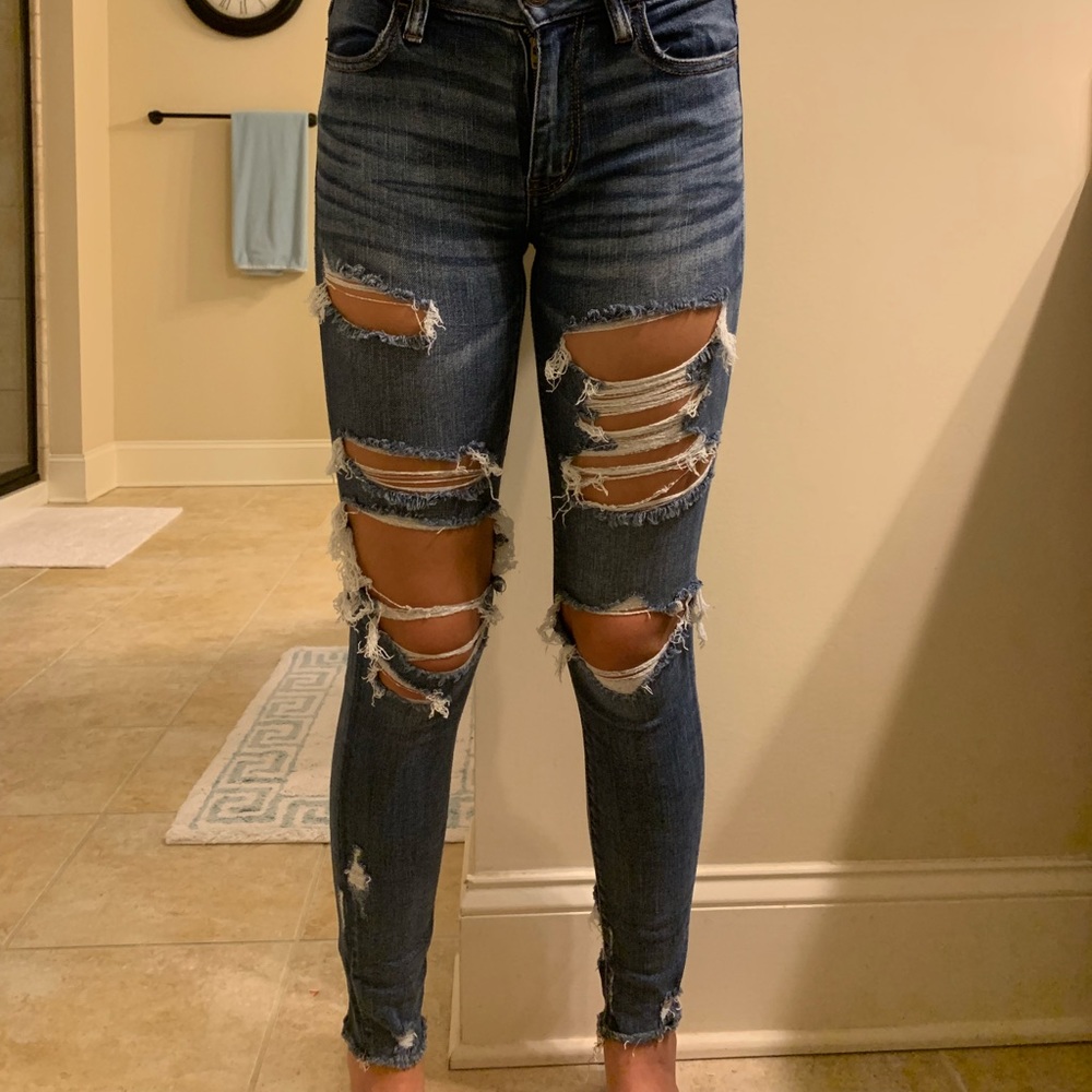 american eagle ripped jeans